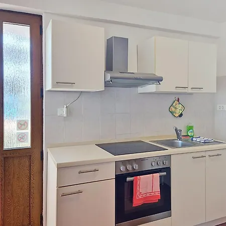 Valentina By Interhome Apartman